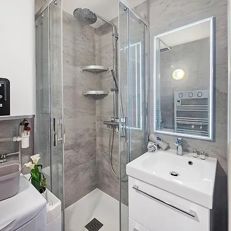 Duplex Vue Mer, Balcon, Parking Prive * Cabourg