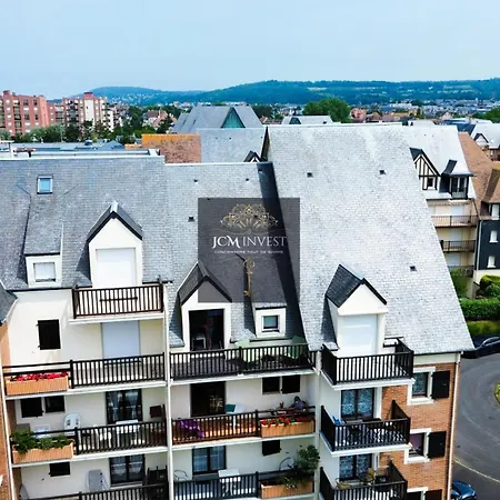 Duplex Vue Mer, Balcon, Parking Prive Cabourg